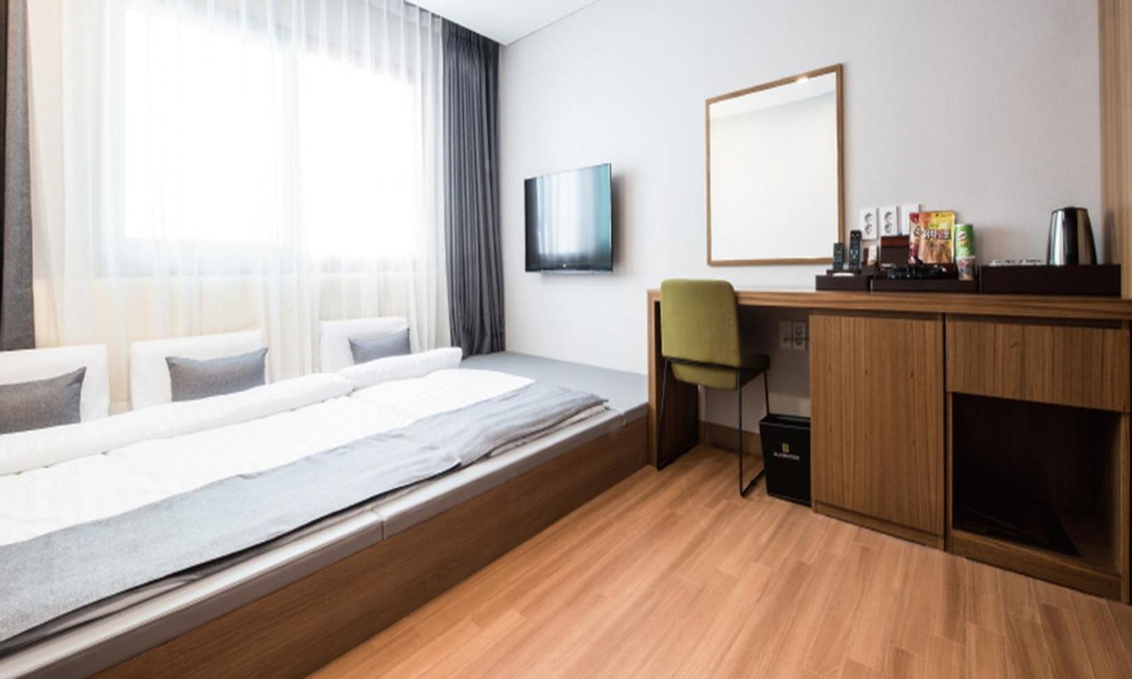 Silla Boutique Hotel Premium Кёнджу Экстерьер фото