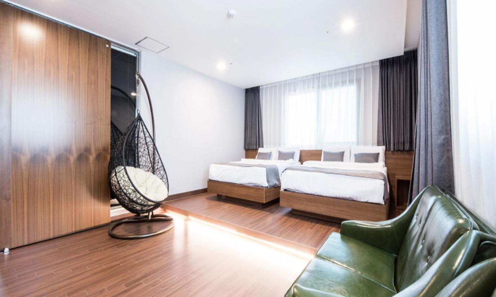 Silla Boutique Hotel Premium Кёнджу Экстерьер фото